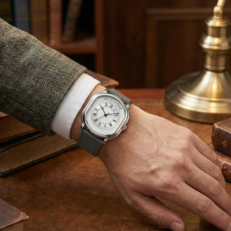 Specht & Söhne — Relógio Legace 1908 Gray mostrador oval
